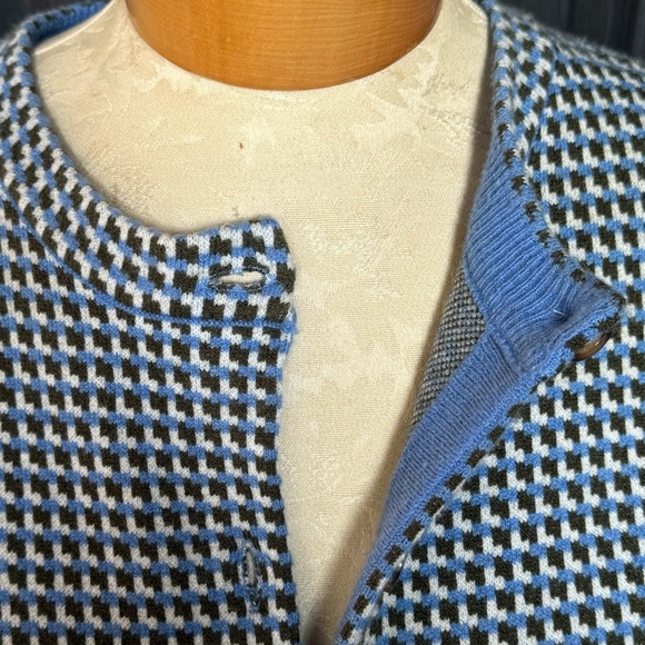 Stitches and Stripes Poplar Cardigan in Cornflower Blue - Picture 5 of 10